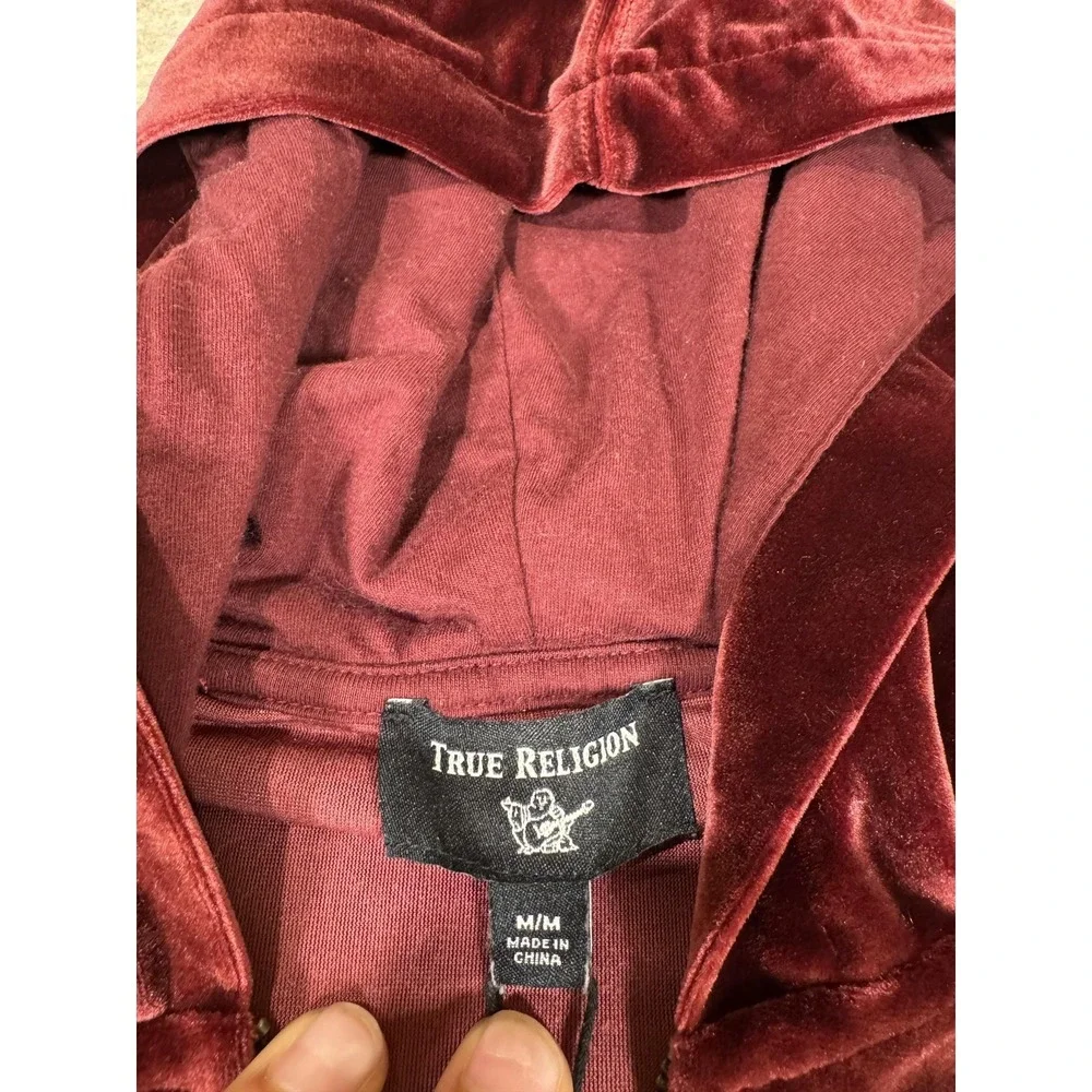 True Religion Hoodie Mens Medium Red Velvet Full Zip World Tour Back Graphic